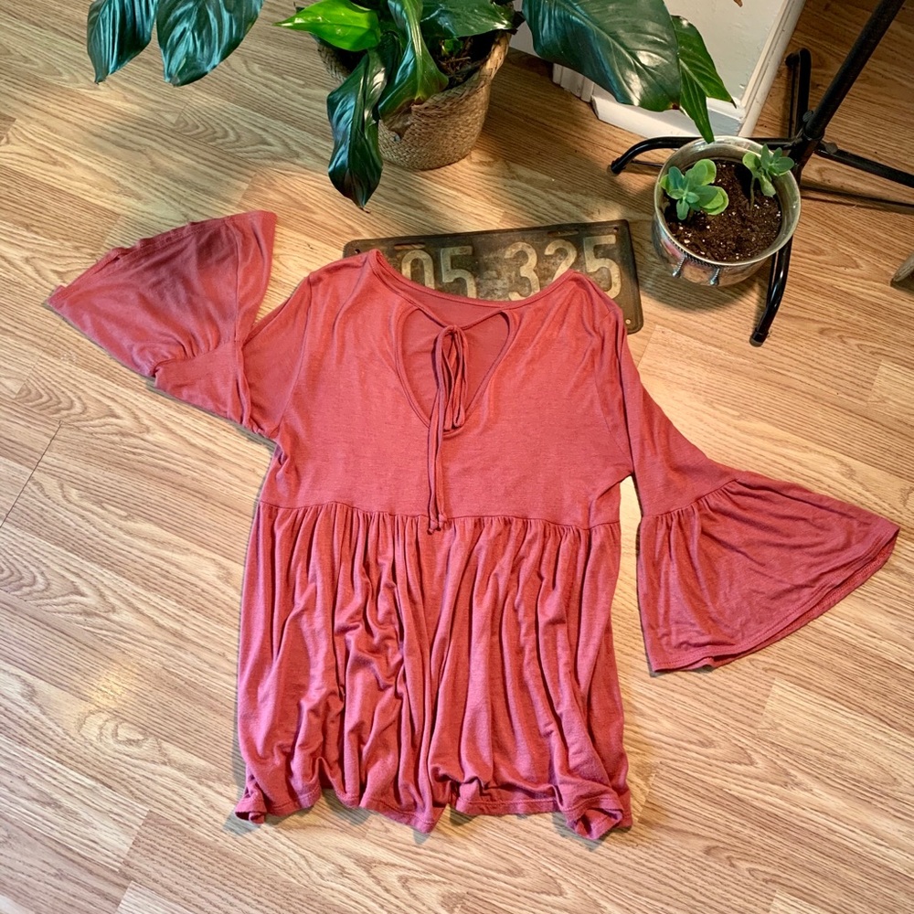 Ginger G cute flowing blouse medium